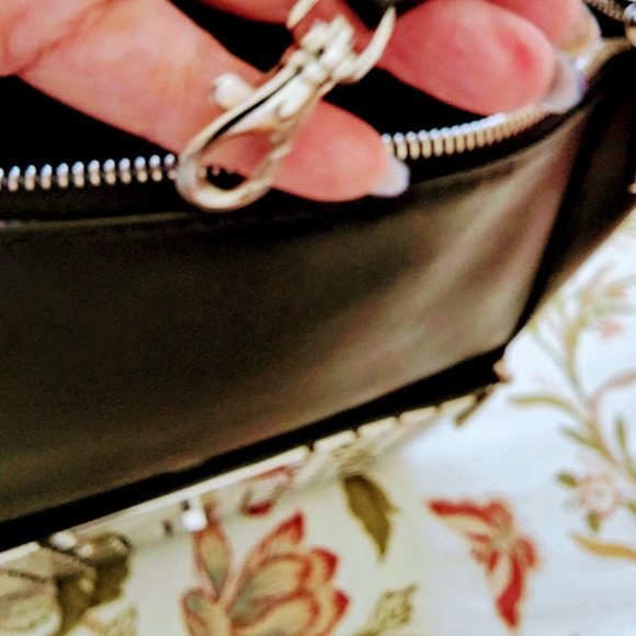 Michael Kors Medium Natalia Tile Shoulder Bag in Black - Picture 8 of 10